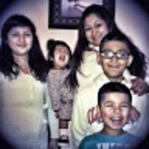 Meet your Posher, Gloria g